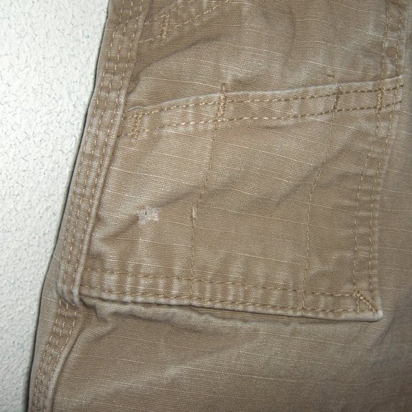 Riggs Workwear Cargo shorts, Measure 35" waist - Picture 8 of 8